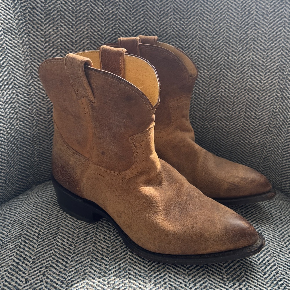 Frye Tan Leather Western Boots